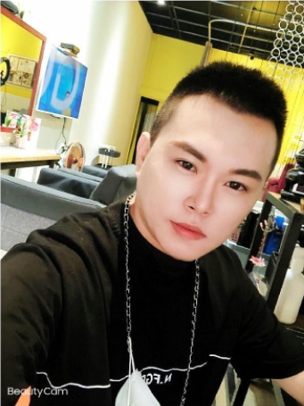 lucky的第一张照片--香港王婆说媒