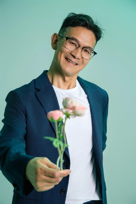 陈宇的第一张照片--香港王婆说媒
