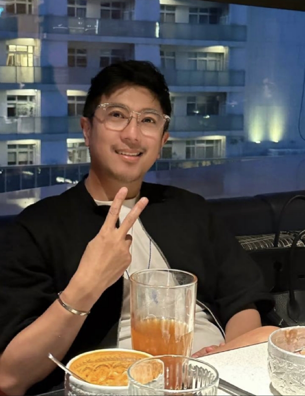 Kelvin的第一张照片--香港王婆说媒