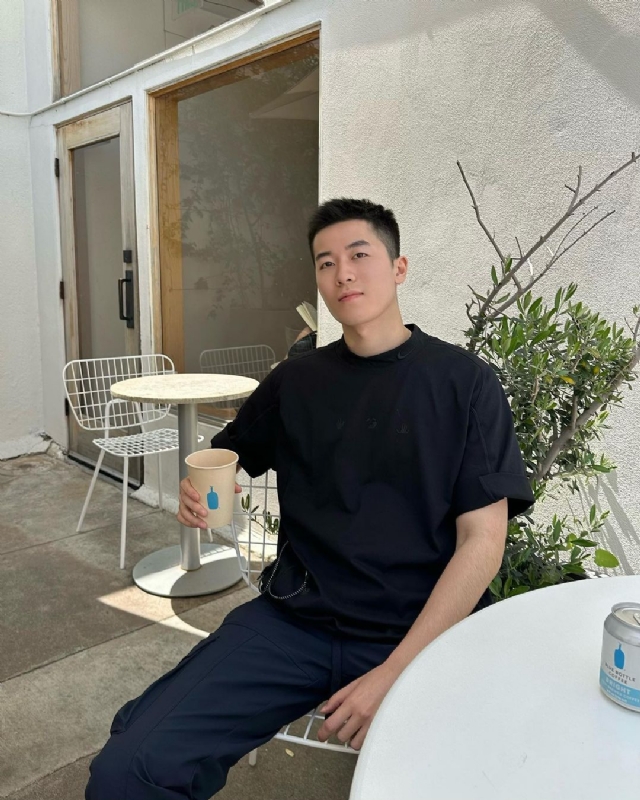 VV的第二张照片--香港王婆说媒