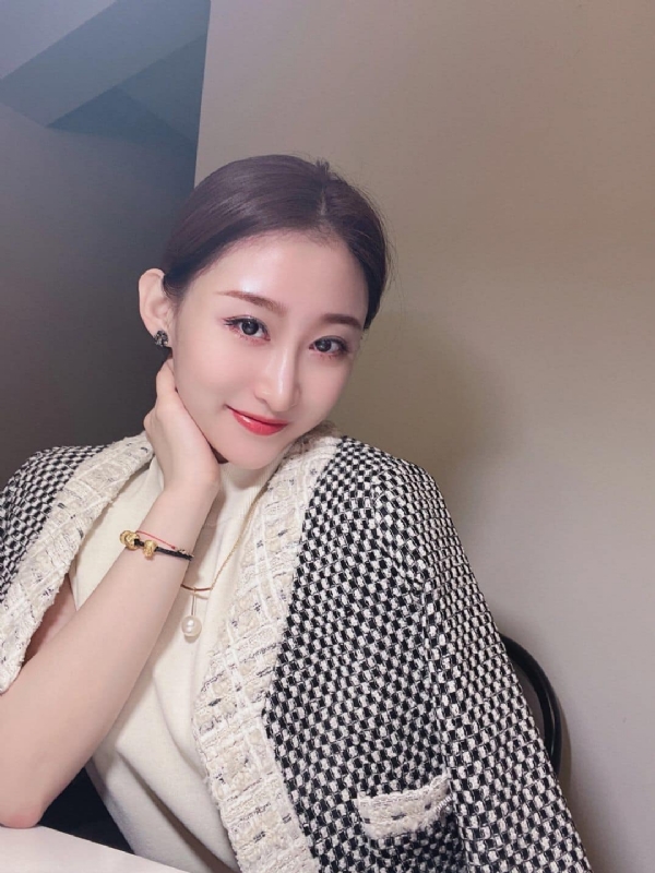 袁梓怡的第二张照片--香港王婆说媒