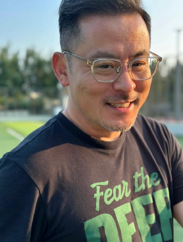 随风的第一张照片--香港王婆说媒