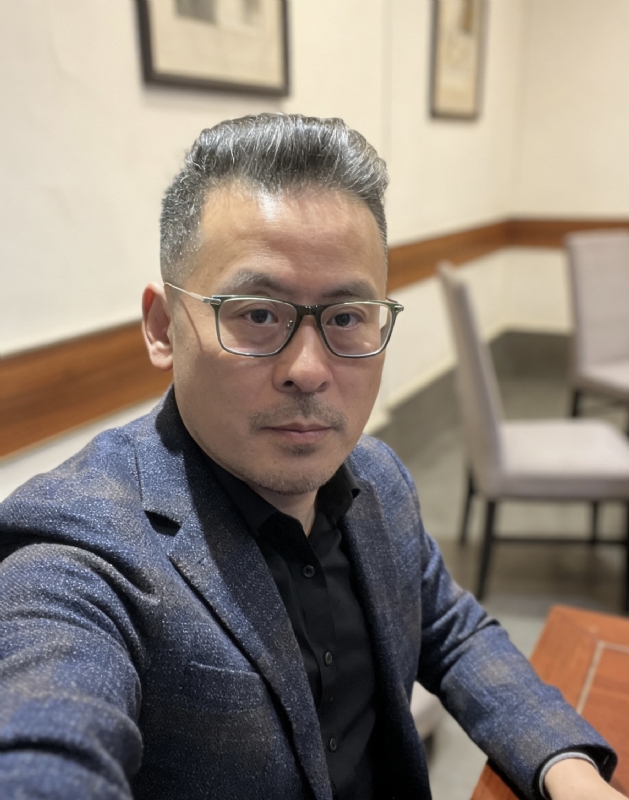 李雲明的第一张照片--香港王婆说媒